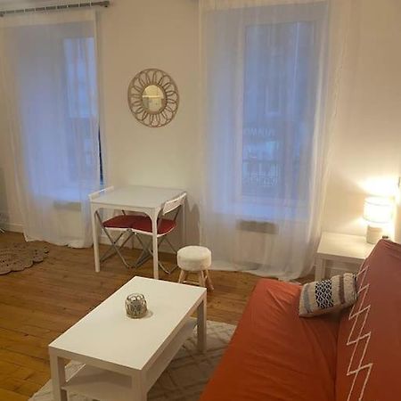 Charmant Studio , Plein Centre Брест Екстериор снимка